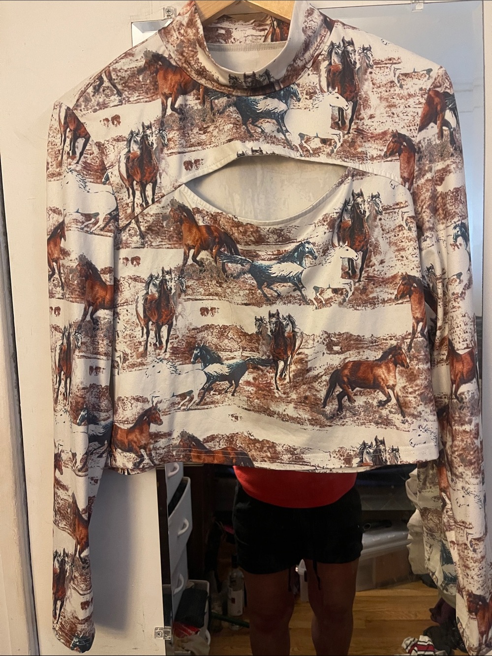 Ranch Horse Print Long Sleeve Cutout Tee - White/Brown